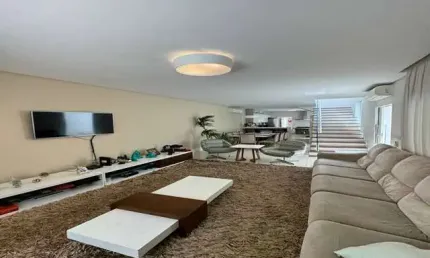 Sobrado à venda, 168 m², 3 quartos, 4 banheiros, 1 suíte