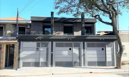 Sobrado à venda, 247 m², 3 quartos, 3 banheiros, 3 suítes