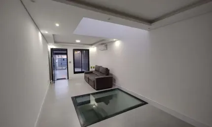 Sobrado à venda, 247 m², 3 quartos, 3 banheiros, 3 suítes