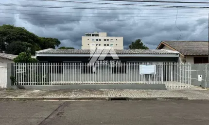 Casa com 3 quartos à venda na Rua Conselheiro Jesuíno Marcondes, Santa Cruz, Guarapuava