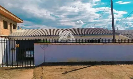 Casa com 3 quartos à venda na Rua Manuel Bandeira, Conradinho, Guarapuava