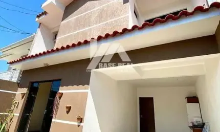 Casa com 3 quartos à venda na Rua Bernardo de Vasconcelos, Jardim Carvalho, Ponta Grossa