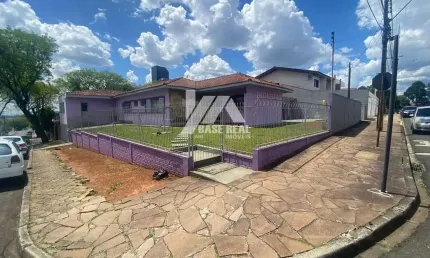 Casa com 3 quartos à venda na Rua Barão do Rio Branco, Centro, Guarapuava