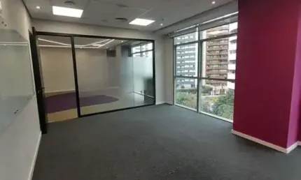 Laje corporativa para locação em curitiba, água verde, 12 banheiros, 21 vagas