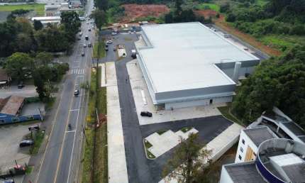 Sala comercial para alugar na Rua Waldemar Loureiro Campos, 3531, Xaxim, Curitiba