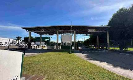 Galpão / Barracão para Locação em Duque de Caxias, Parque Duque