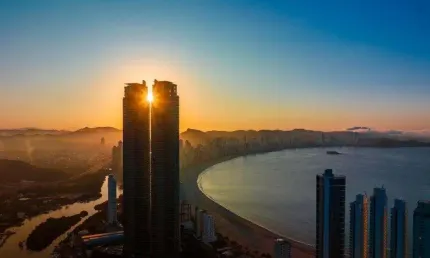 Apartamento para Venda em Balneário Camboriú, Centro, 7 dormitórios, 7 suítes, 8 banheiros, 4 vagas