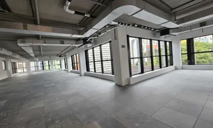 Sala comercial para alugar na Rua Emiliano Perneta, 952, Batel, Curitiba