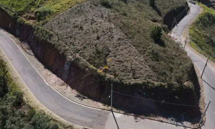 Terreno à venda na Q01-l357, Vila Del Rey, Nova Lima