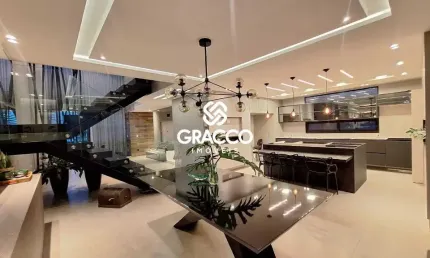 Casa Triplex em Condominio Fechado com 4 Quartos e 2 Vagas - Campo Comprido