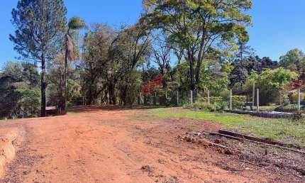 Terreno em condomínio fechado à venda na Rua Orides Gemente, 501, Três Lagoinhas, Mairinque