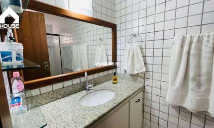 Apartamento com 3 quartos à venda na Ladeira José Capistrano Nobre, 100, Centro, Guarapari por R$ 900.000