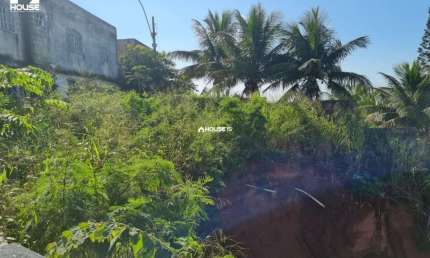 Terreno à venda na da Atalaia, Centro, Guarapari por R$ 400.000