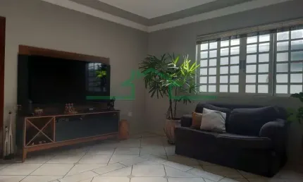 Casa com 4 quartos à venda na Rua João Giusti, Santa Terezinha, Piracicaba