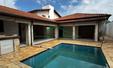 Casa com 3 quartos à venda na Rua das Codornas, Nova Piracicaba, Piracicaba