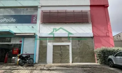 Casa para alugar na Avenida Carlos Botelho, São Dimas, Piracicaba