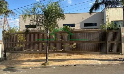 Casa comercial para alugar na Rua Luiz Poppin, Cidade Alta, Piracicaba