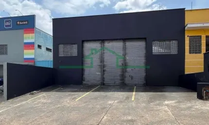 Casa comercial para alugar na Avenida Madre Maria Teodora, Jaraguá, Piracicaba