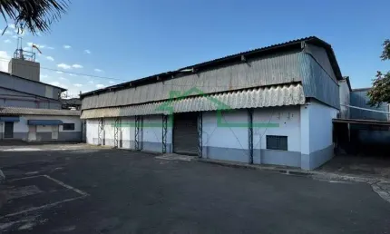 Casa comercial para alugar na Rua Ângelo Carregari, Santa Terezinha, Piracicaba
