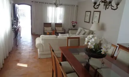 Casa com 3 quartos à venda na Rua Alfredo Guedes, Alto, Piracicaba
