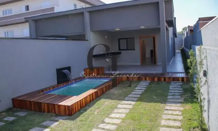 Casa térrea à venda com 3 suítes e 3 vagas no Jardim Ipê em Atibaia