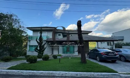 SUÍÇA DA CANTAREIRA - Casa em condomínio à venda com 5 suítes e 6 vagas em Mairiporã