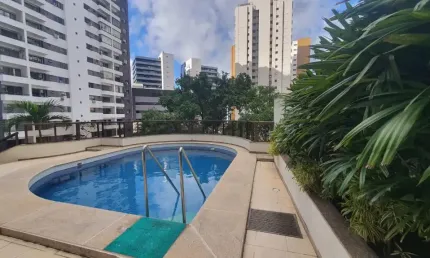 Apartamento com vista panorâmica e com muito conforto, fácil acesso a tudo: shoppings, restaurantes, supermercados, escolas, hospitais, apartamento com teto rebaixado com iluminação planejada, ventila
