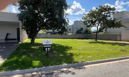 Terreno em condomínio fechado à venda na Avenida Contorno dos Ipês, Residencial Goiânia Golfe Clube, Goiânia