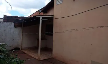 Casa com 2 quartos à venda na Rua Doutor Olidair Ambrósio, Jardim Helena, Sertãozinho