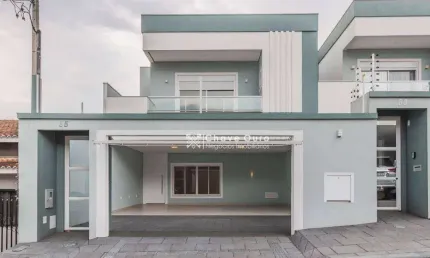Sobrado com 3 Suites à venda, 243 m² por R$ 1.550.000 - Tropical - Cascavel/PR