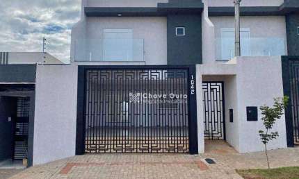 Sobrado com 3 dormitórios à venda, 146 m² por R$ 890.000,00 - Tropical III - Cascavel/PR