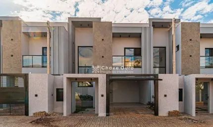 Sobrado à venda, 119 m² por R$ 650.000,00 - Jardim Gisela - Toledo/PR