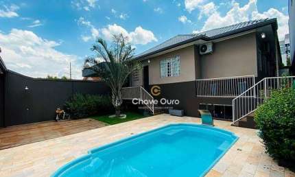 Casa à venda, 217 m² por R$ 1.100.000,00 - Jardim Pancera - Toledo/PR