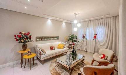 Sobrado com 3 dormitórios à venda, 213 m² por R$ 1.700.000 - Country - Cascavel/PR