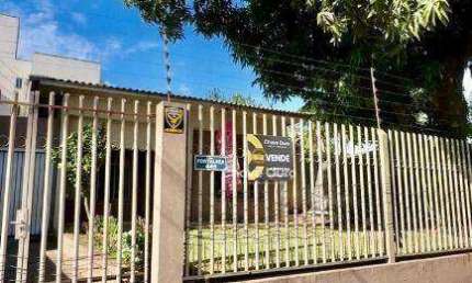 Casa com 4 dormitórios à venda, 175 m² por R$ 980.000,00 - Centro - Cascavel/PR