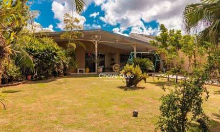 Casa térrea a venda no bairro Universitário, Cascavel/Pr.
