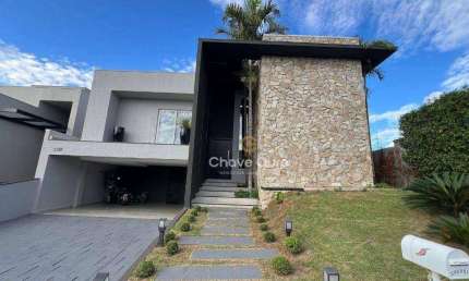 Sobrado com 4 dormitórios à venda, 374 m² por R$ 4.459.000,00 - Santa Cruz - Cascavel/PR
