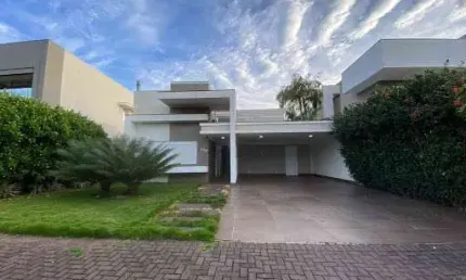 Sobrado com 3 Quartos sendo 1 suite à venda, 222m²  - Santo Ignácio - Cascavel/PR
