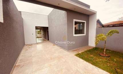 Casa com 02 quartos ,passagem lateral  e sobra de terreno na Vila Pioneira