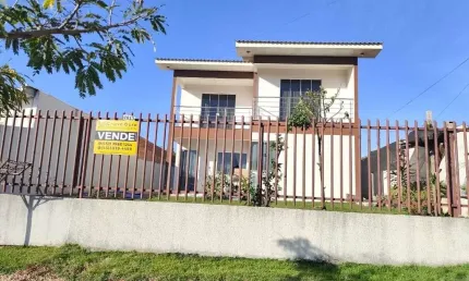Sobrado com 4 dormitórios(sendo 1 Suite) à venda, 247 m² por R$ 950.000 - Santa Cruz - Cascavel/PR