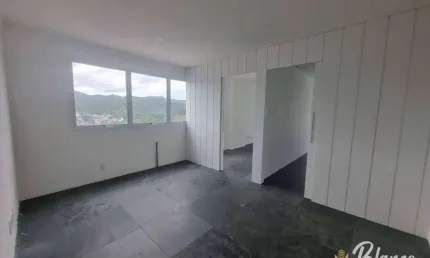 Sala para alugar, 43 m² por R$ 3.950,00/mês - Pioneiros - Balneário Camboriú/SC