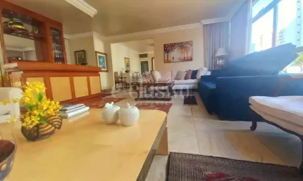 Apartamento com 3 quartos à venda na Rua Altamiro Guimarães, 351, Centro, Florianópolis por R$ 2.300.000