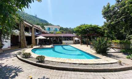 Casa com 6 quartos à venda na Rua Doutor Percy João de Borba, 454, Trindade, Florianópolis por R$ 2.499.000