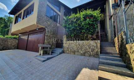 Casa com 4 quartos à venda na Rua Pedro de Andrade Garcia, 46, Abraão, Florianópolis por R$ 1.580.000