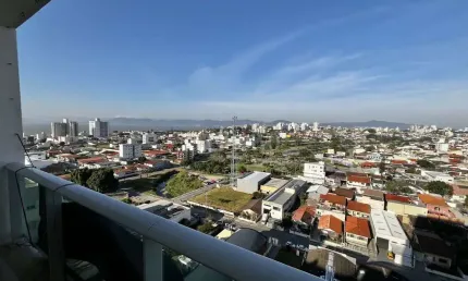 Apartamento com 3 quartos à venda na Rua Eugênio Portela, 707, Barreiros, São José por R$ 899.000