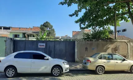 Terreno à venda na Rua Xangô Menino, Miramar, Macaé