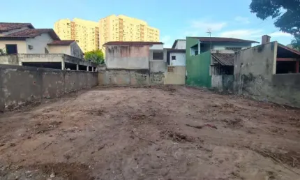 Terreno à venda na Rua Tapajós, Glória, Macaé