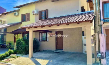 Sobrado à venda, 104 m² por R$ 750.000,00 - Centro - Canoas/RS