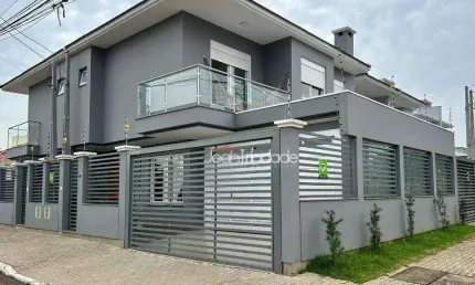 Sobrado com 3 dormitórios à venda, 107 m² por R$ 795.000 - Igara III - Canoas/RS