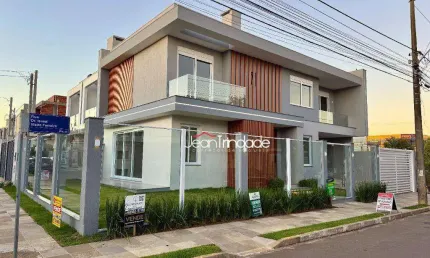 Sobrado com 3 dormitórios à venda, 240 m² por R$ 1.790.000 - Mont´Serrat - Canoas/RS